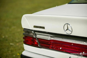 Mercedes Benz w124 Heckblende White Red